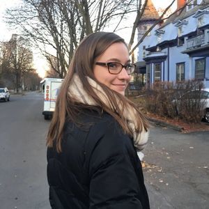 Meet your Posher, Ellie